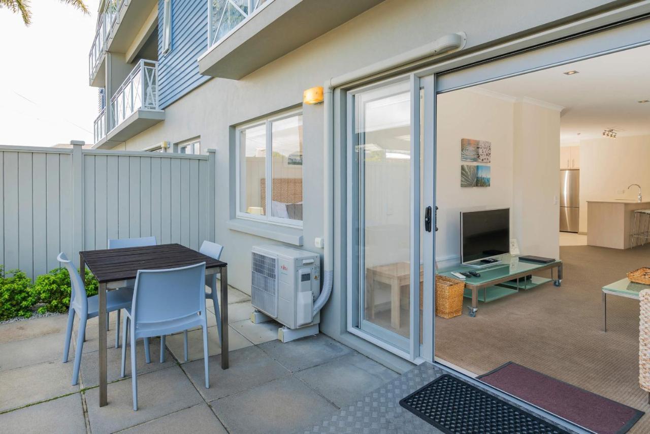 Crow'S Nest Apartments Whitianga Exterior foto